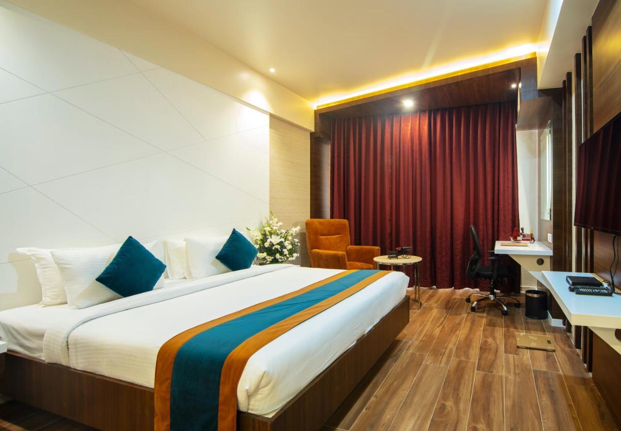 Zion - A Luxurious Hotel Bangalore Luaran gambar