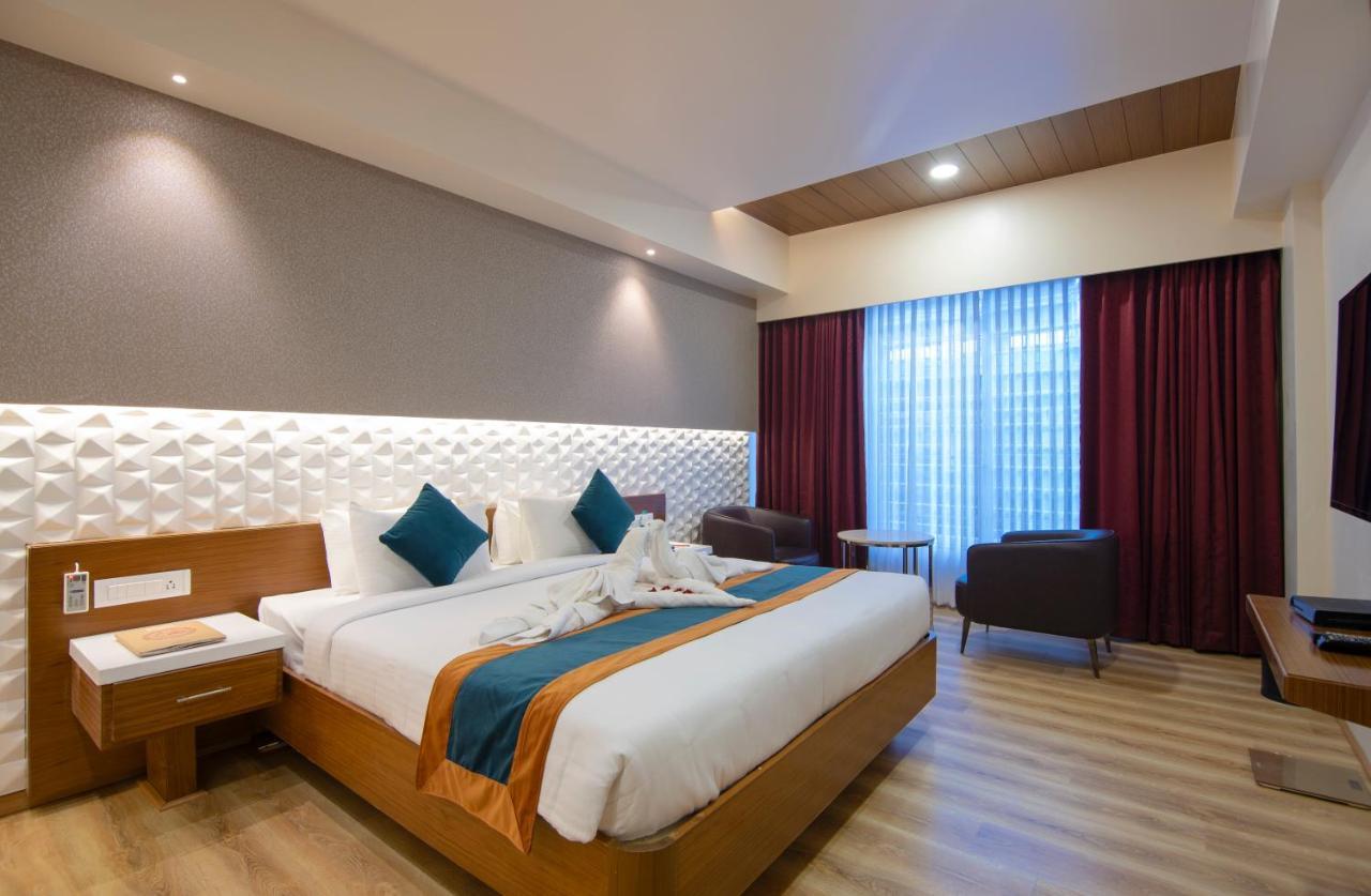 Zion - A Luxurious Hotel Bangalore Luaran gambar